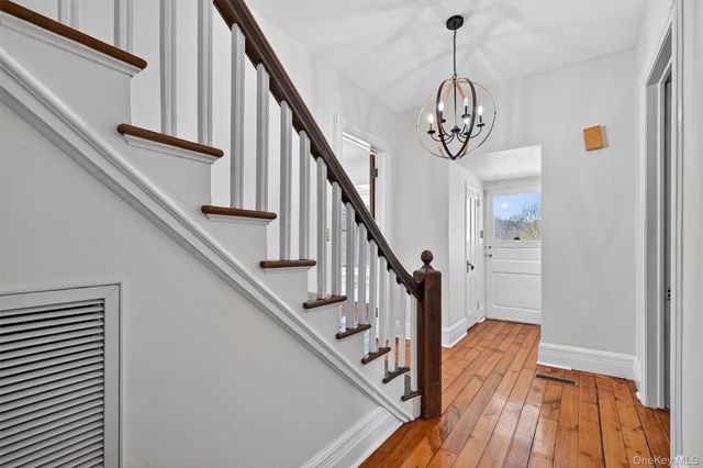12 Perry Creek Road, Washingtonville, NY 10992