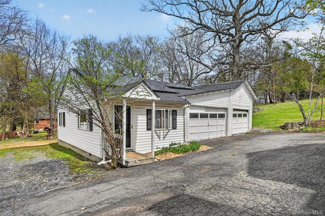 12 Perry Creek Road, Washingtonville, NY 10992