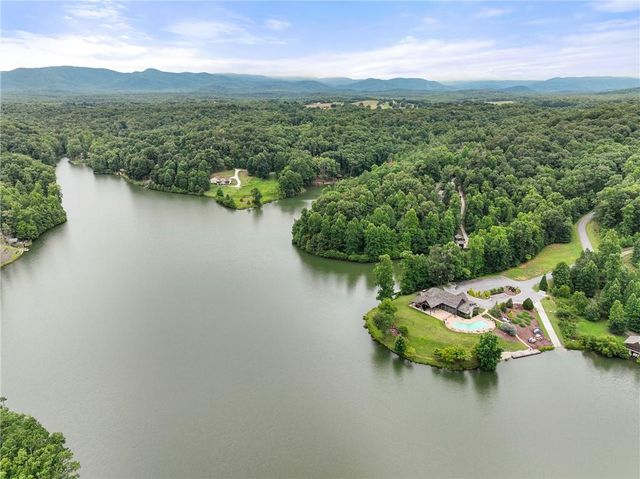 61 Mountainside Drive, Cleveland, GA 30528