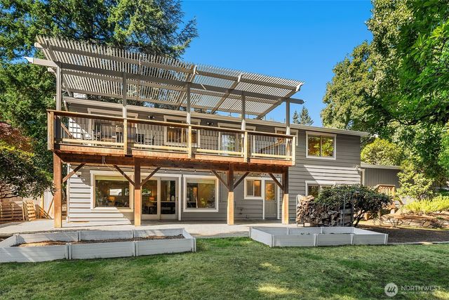 2810 127th Avenue NE, Bellevue, WA 98005