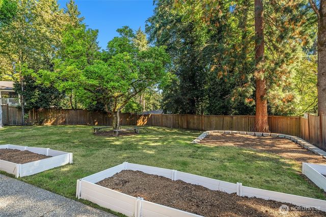 2810 127th Avenue NE, Bellevue, WA 98005
