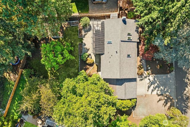 2810 127th Avenue NE, Bellevue, WA 98005