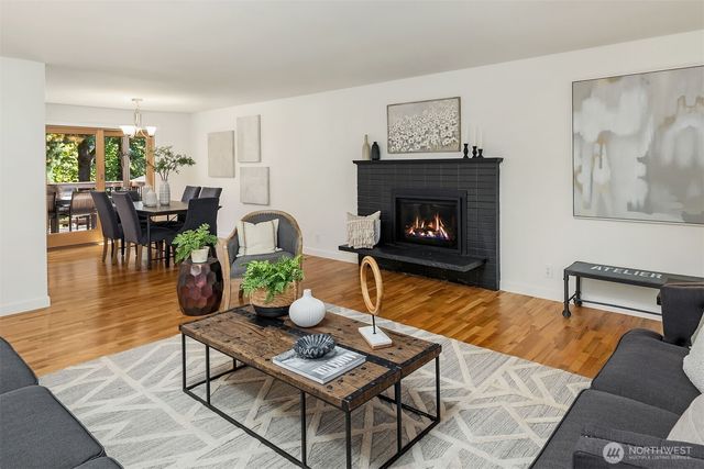 2810 127th Avenue NE, Bellevue, WA 98005
