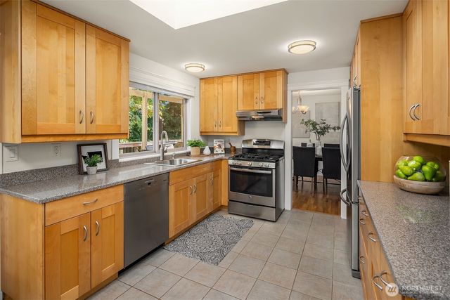 2810 127th Avenue NE, Bellevue, WA 98005