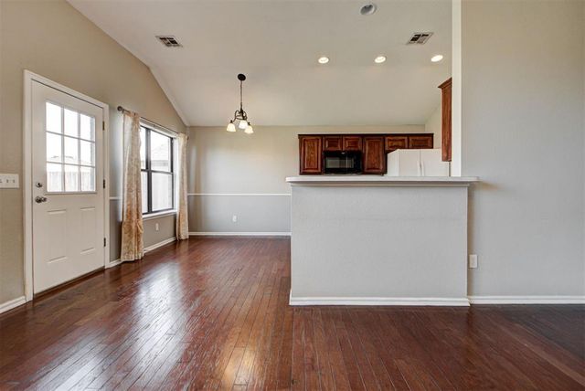 16305 Osceola Trail, Edmond, OK 73013