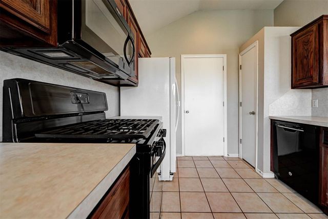 16305 Osceola Trail, Edmond, OK 73013