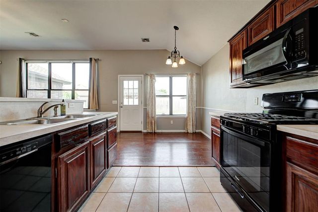 16305 Osceola Trail, Edmond, OK 73013