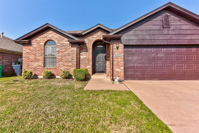 16305 Osceola Trail, Edmond, OK 73013