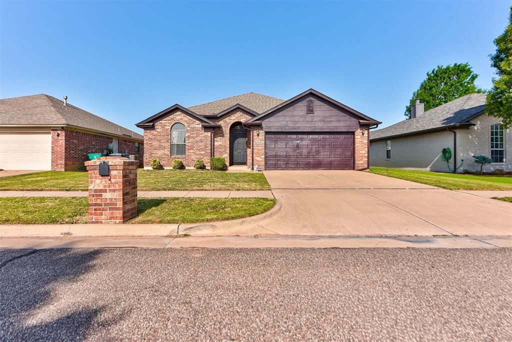 16305 Osceola Trail, Edmond, OK 73013