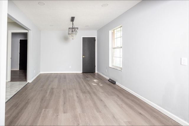 3586 Rackacres Drive, Green Twp, OH 45211