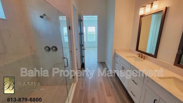 1074 SEAGRAPE DRIVE, Ruskin, FL 33570