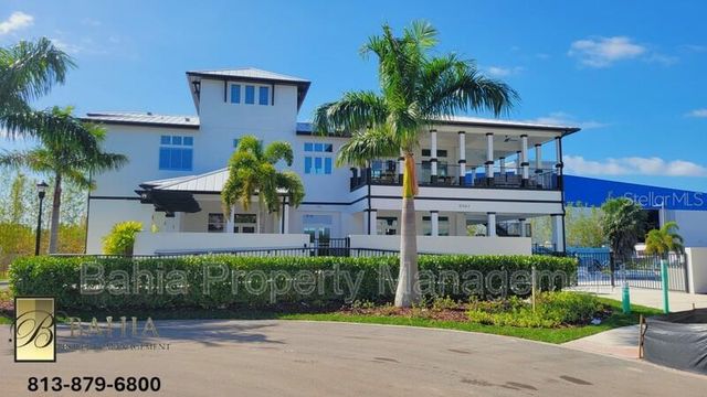 1074 SEAGRAPE DRIVE, Ruskin, FL 33570