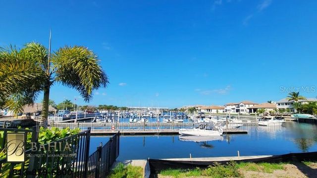 1074 SEAGRAPE DRIVE, Ruskin, FL 33570
