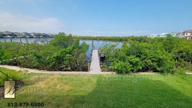 1074 SEAGRAPE DRIVE, Ruskin, FL 33570