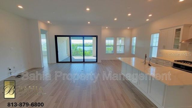 1074 SEAGRAPE DRIVE, Ruskin, FL 33570