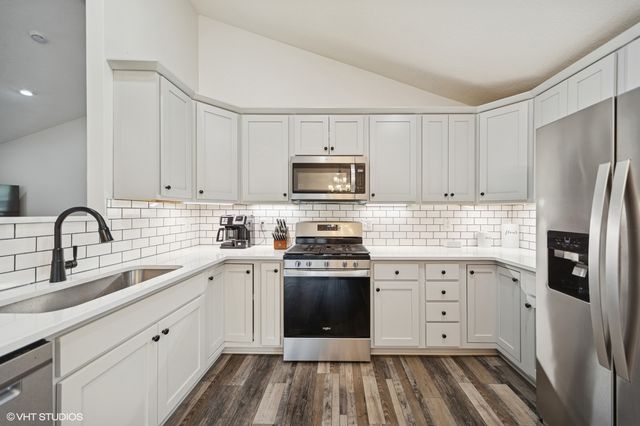 12181 NE 66th Street, Bondurant, IA 50035