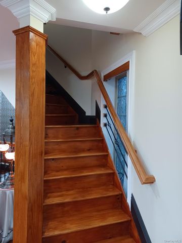 127-22 Kew Gardens Road, Kew Gardens, NY 11415