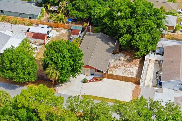 3049 GYPSY STREET, Sarasota, FL 34231