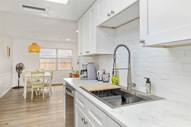 3049 GYPSY STREET, Sarasota, FL 34231