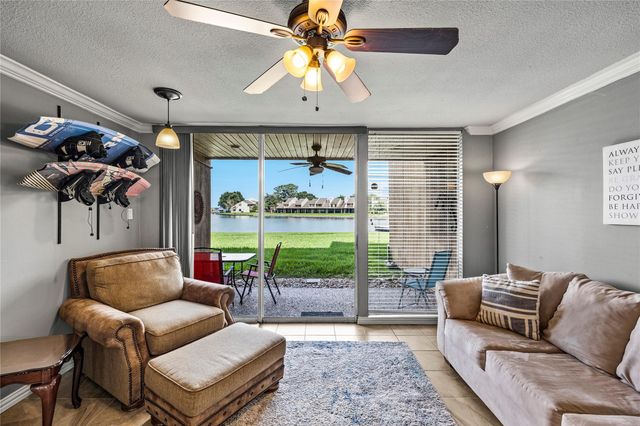 12600 Melville Drive 121, Montgomery, TX 77356