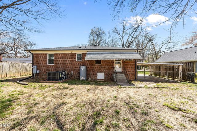 1515 Woodland Avenue, Burlington, NC 27215