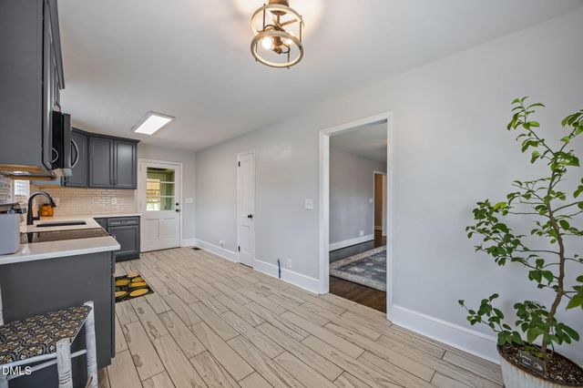 1515 Woodland Avenue, Burlington, NC 27215