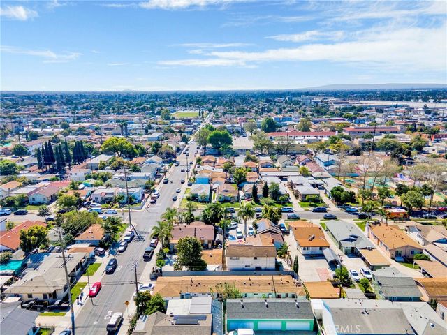 5517 Loma Vista, Maywood, CA 90270