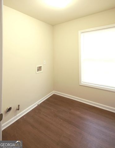 442 Crestmont Lane, Canton, GA 30114