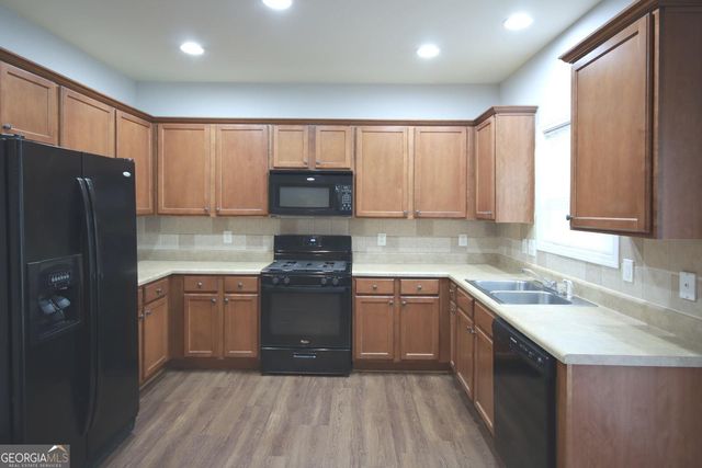 442 Crestmont Lane, Canton, GA 30114