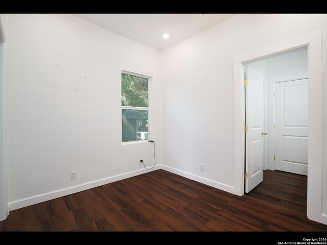 419 N Monumental, San Antonio, TX 78202