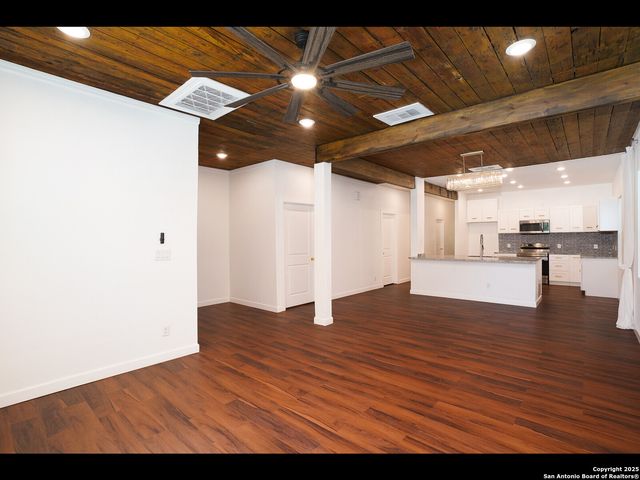 419 N Monumental, San Antonio, TX 78202