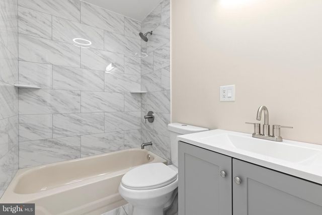 1015 BONAPARTE AVE, Baltimore, MD 21218