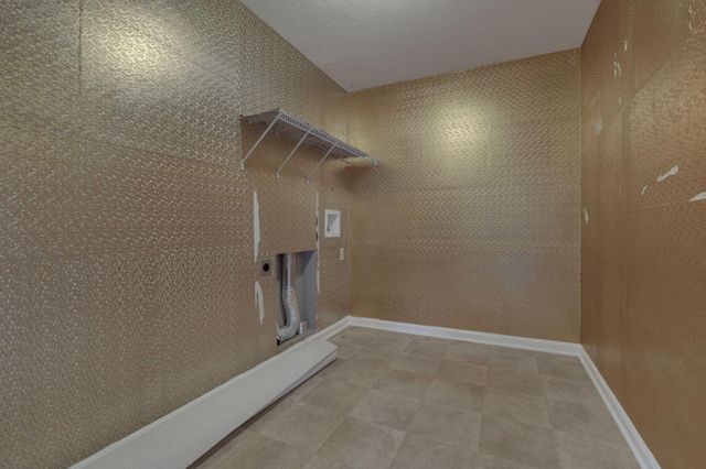 7381 Rum Cay Lane, Reynoldsburg, OH 43068
