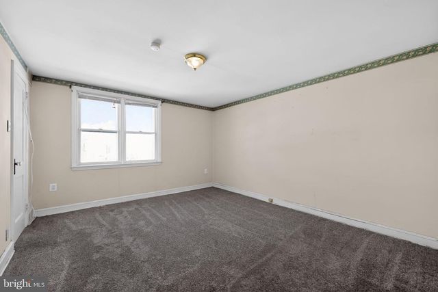 422 RIVELY AVE, Collingdale, PA 19023