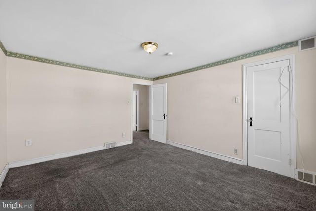 422 RIVELY AVE, Collingdale, PA 19023