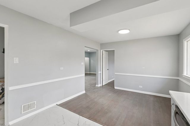 926 Braemar Road, Flossmoor, IL 60422