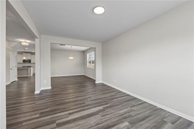 30 Fanleaf Drive, Fairburn, GA 30213
