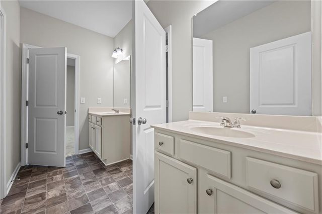 30 Fanleaf Drive, Fairburn, GA 30213