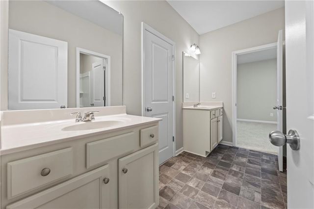 30 Fanleaf Drive, Fairburn, GA 30213