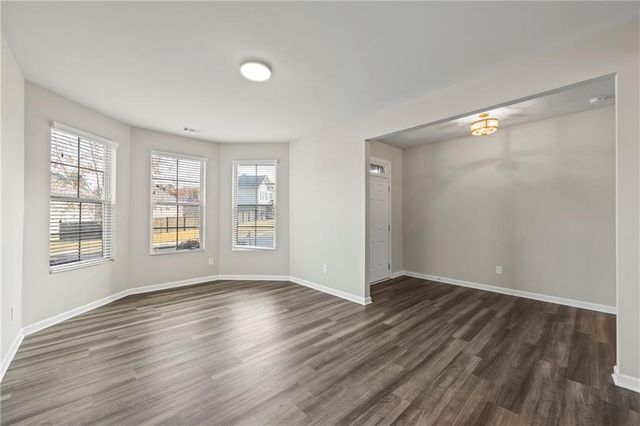 30 Fanleaf Drive, Fairburn, GA 30213
