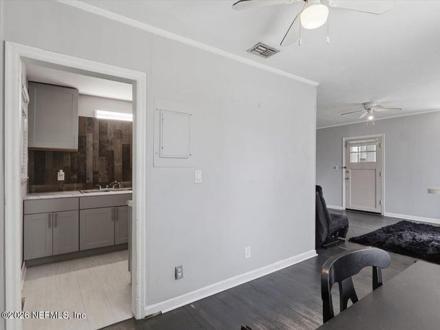 402 W 63RD Street, Jacksonville, FL 32208
