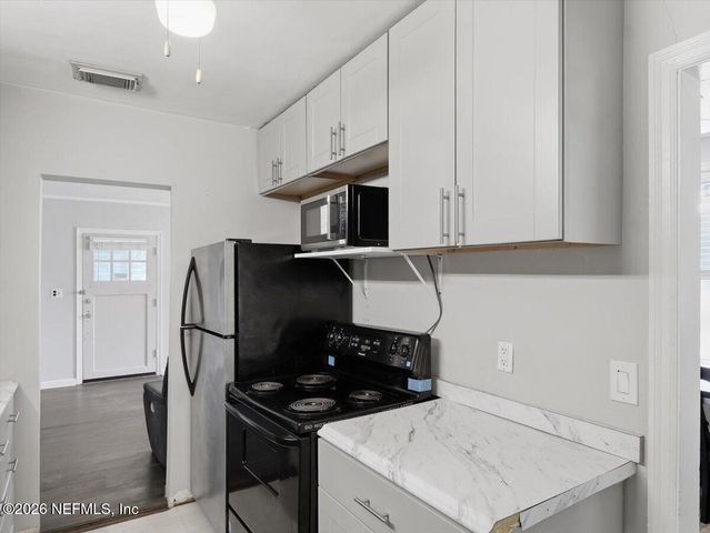 402 W 63RD Street, Jacksonville, FL 32208