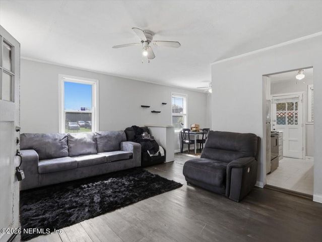 402 W 63RD Street, Jacksonville, FL 32208