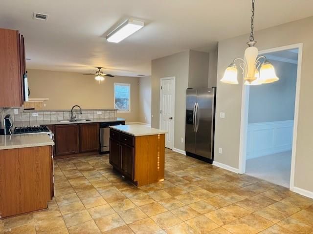 112 Lakeshore Parkway, Newnan, GA 30263
