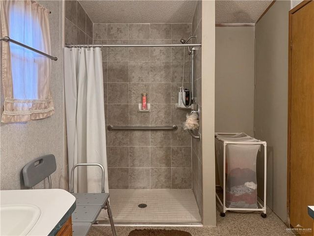 3924 Railroad Drive, Edinburg, TX 78541