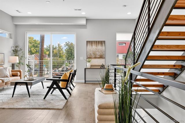 3360 W 38th Avenue 10, Denver, CO 80211