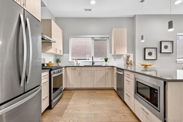 3360 W 38th Avenue 10, Denver, CO 80211