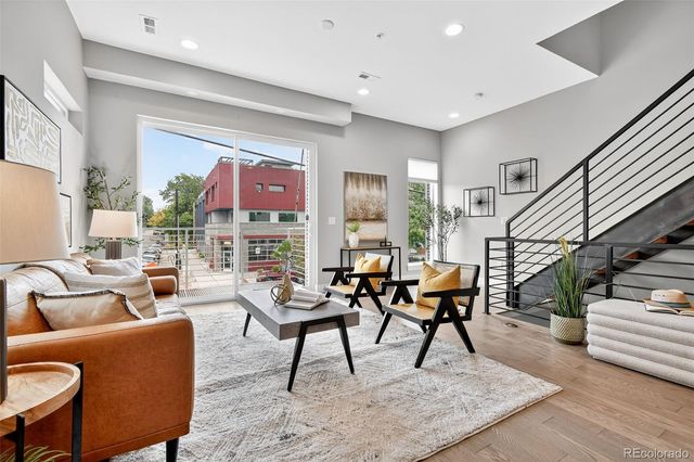 3360 W 38th Avenue 10, Denver, CO 80211