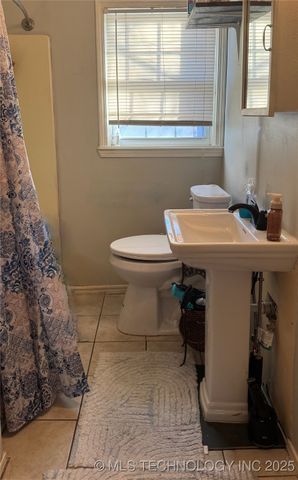 220 S 67th East Avenue, Tulsa, OK 74112