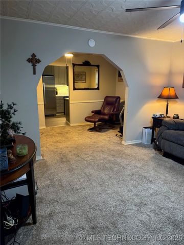 220 S 67th East Avenue, Tulsa, OK 74112